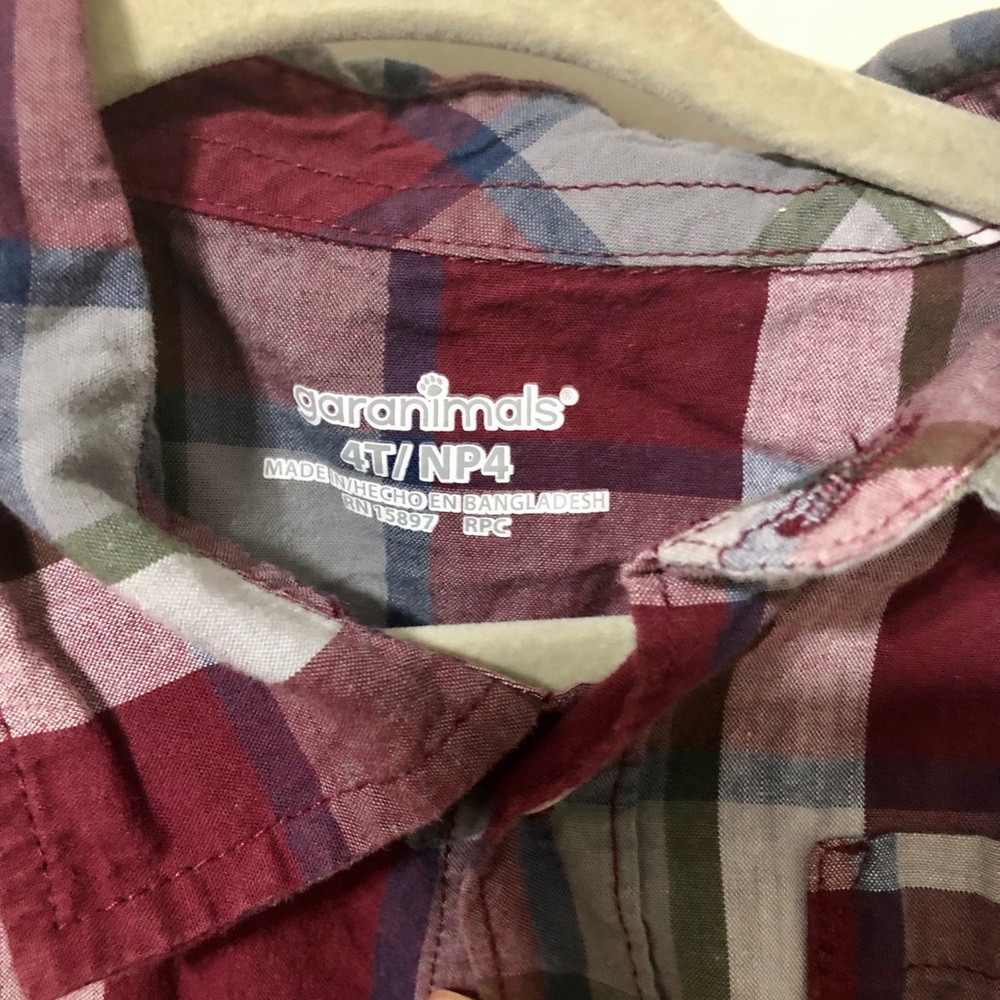 Burgundy long sleeve dressy shirt
